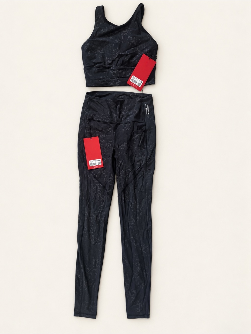 NWT Lululemon x Barry’s Stronger As One Matching Set – Size 4